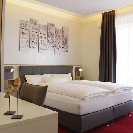 Hotel Am Waldkasino Эрфурт Экстерьер фото