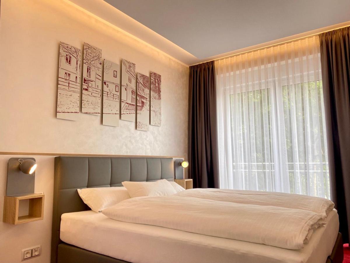 Hotel Am Waldkasino Эрфурт Экстерьер фото