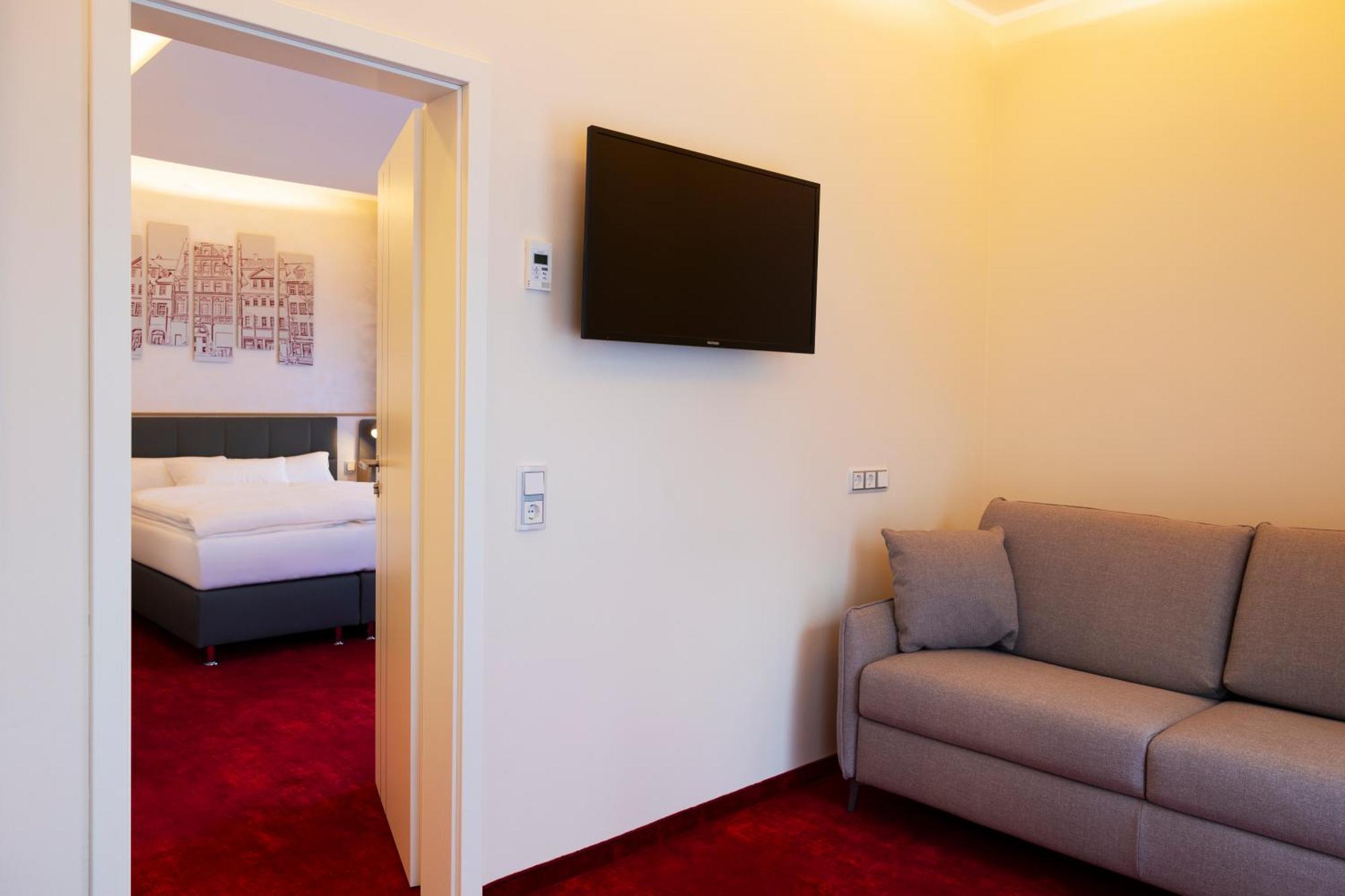 Hotel Am Waldkasino Эрфурт Экстерьер фото